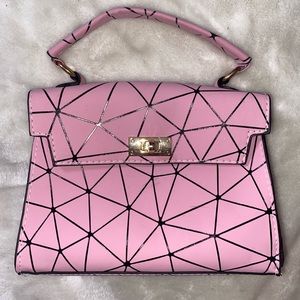Twist Lock Geometric Bag
